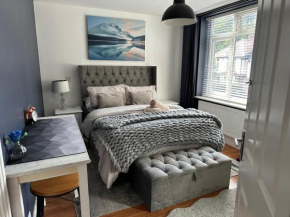 Lux Akinle Residence